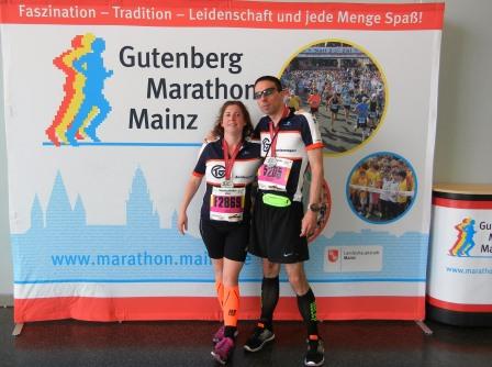 Jutta und Michele beim Marathon in Mainz